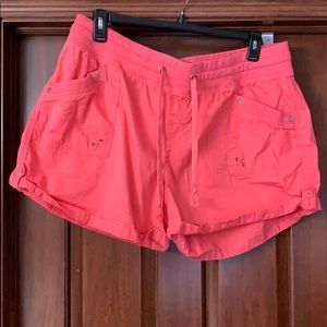Maurices cargo shorts sz 2 EUC